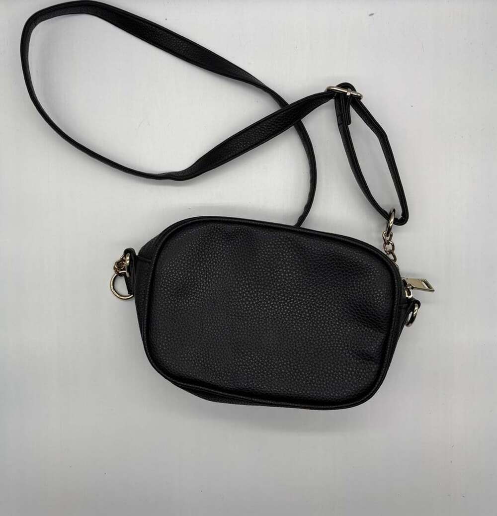 bebe Black Pebbled Faux Leather Logo Crossbody Camera Bag Purse - Picture 3 of 9